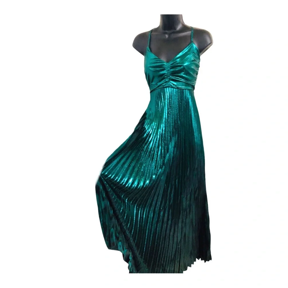 Beautiful emerald green lurex look open lace up back pleated maxi dress size S - Picture 1 of 17